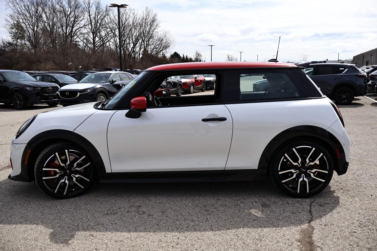 2025 MINI 3 Door John Cooper Works Photo