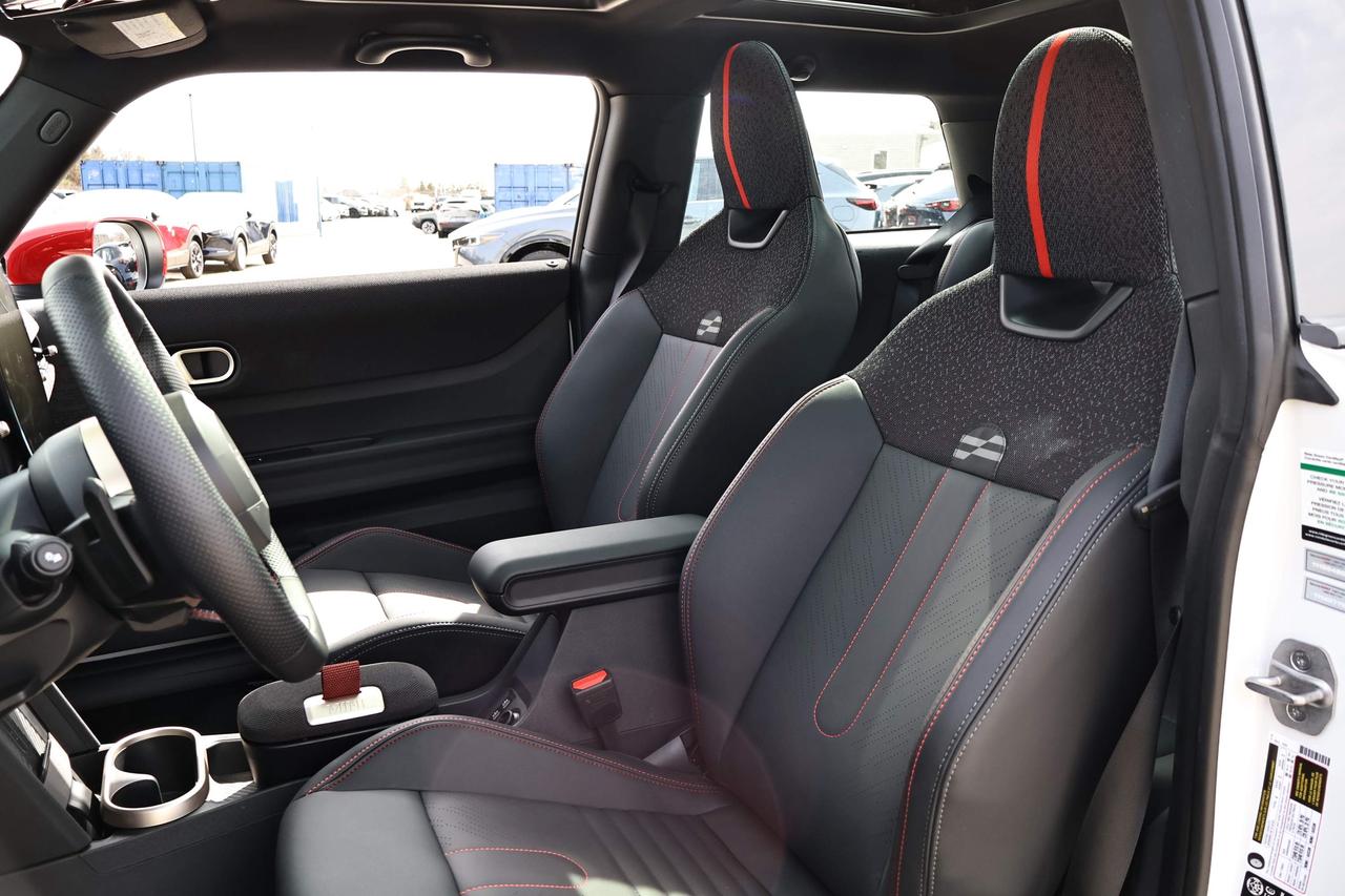 2025 MINI 3 Door John Cooper Works Photo