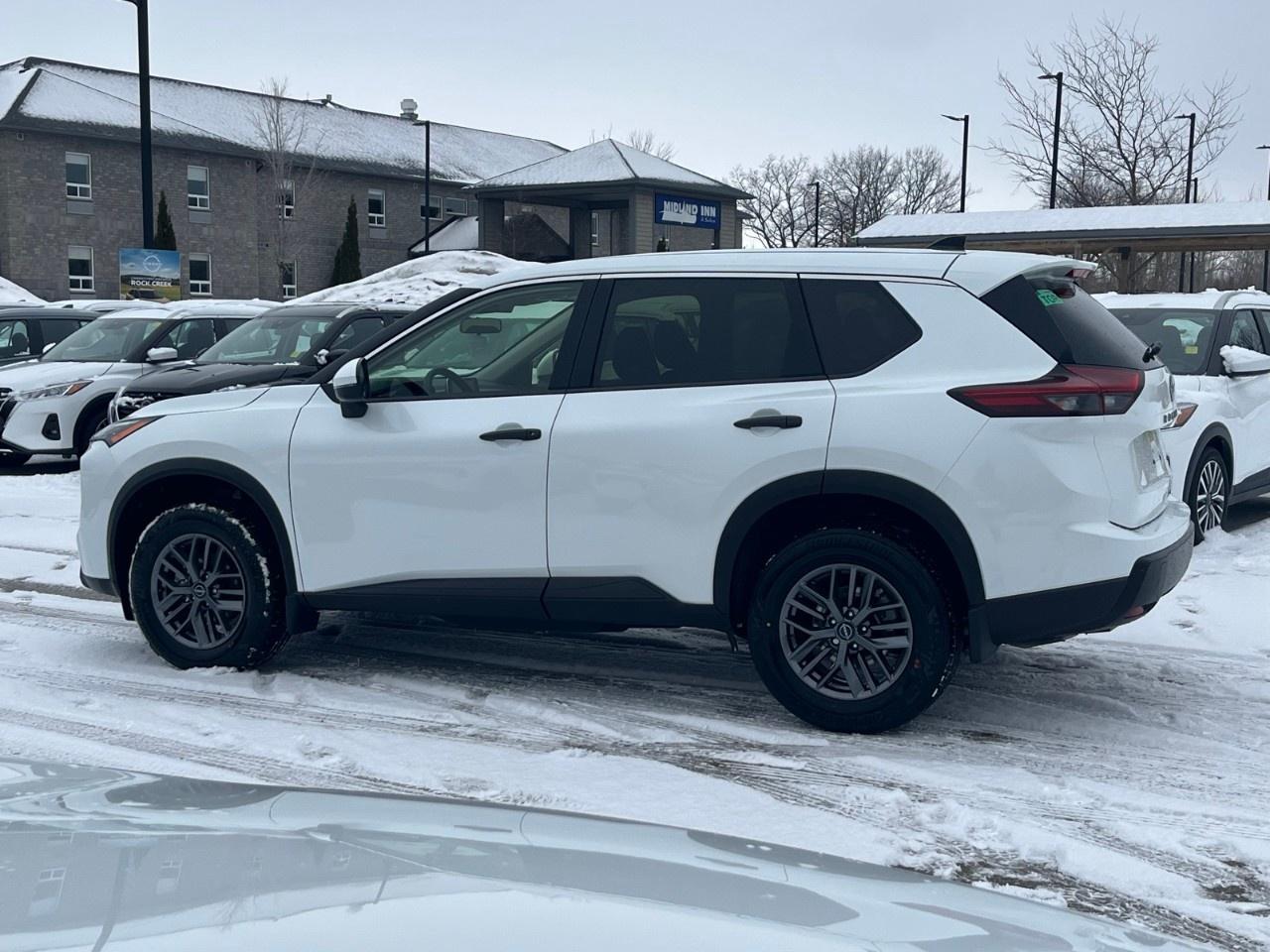 2026 Nissan Rogue AWD S Photo