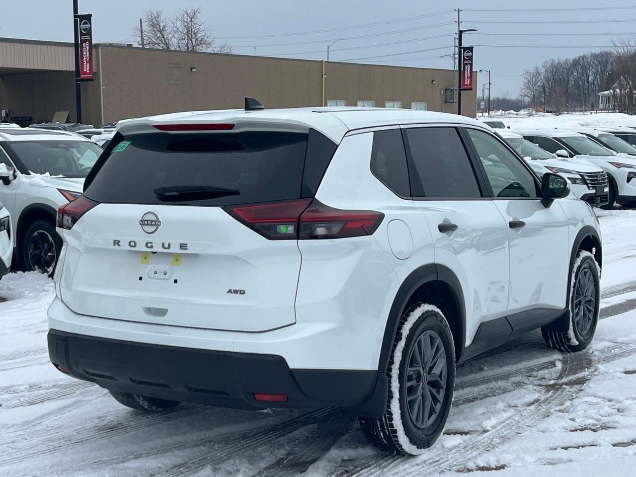 2026 Nissan Rogue AWD S Photo
