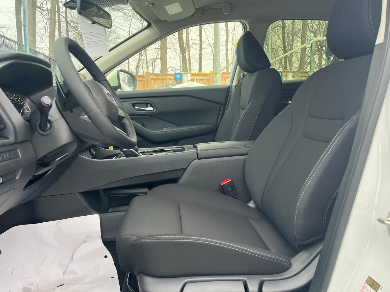 2026 Nissan Rogue AWD S Photo