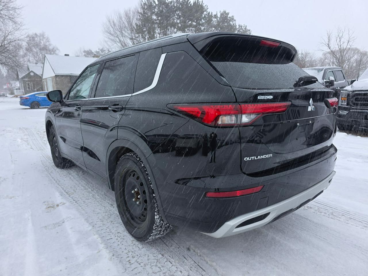 2022 Mitsubishi Outlander GT PREMIUM Photo5