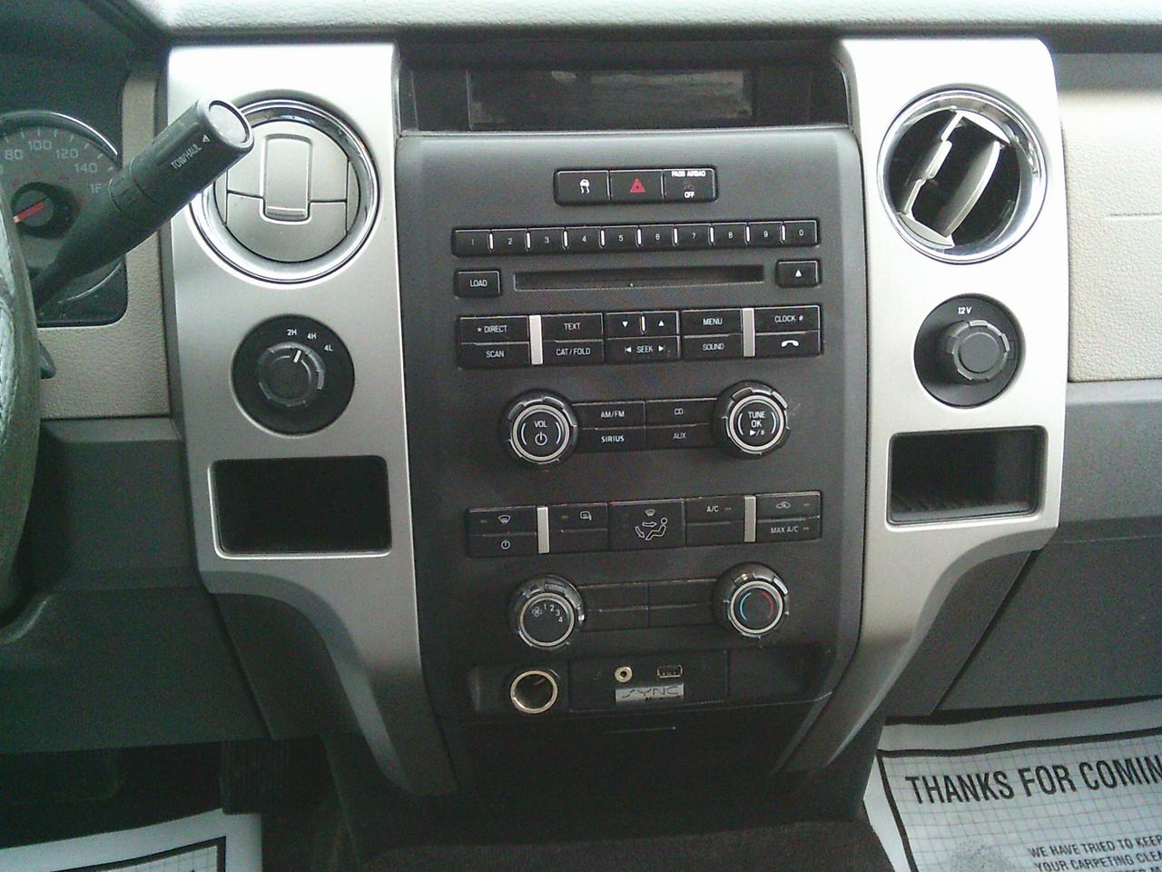 2009 Ford F-150 4WD Supercrew 145 XLT Photo