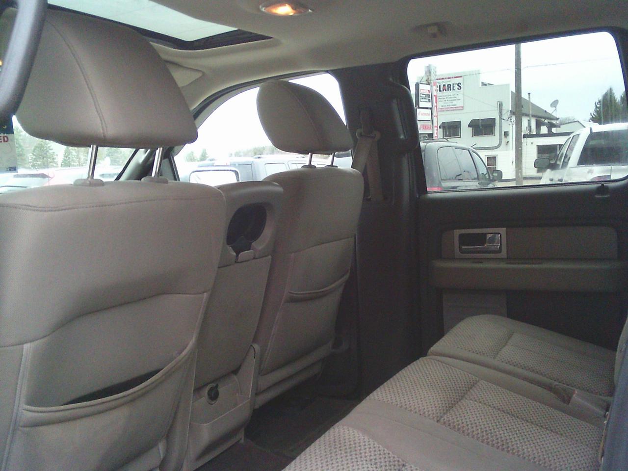 2009 Ford F-150 4WD Supercrew 145 XLT Photo