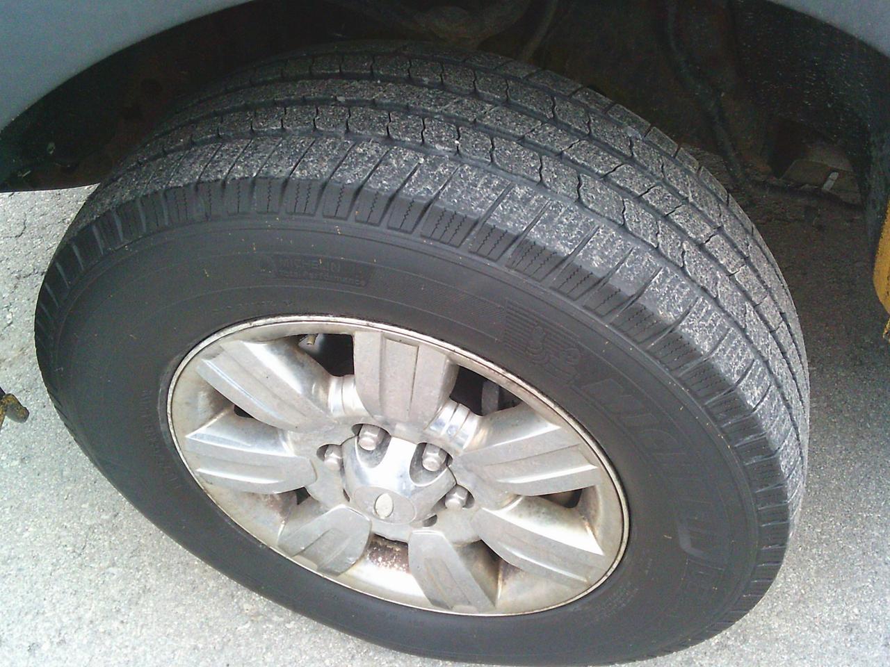 2009 Ford F-150 4WD Supercrew 145 XLT Photo