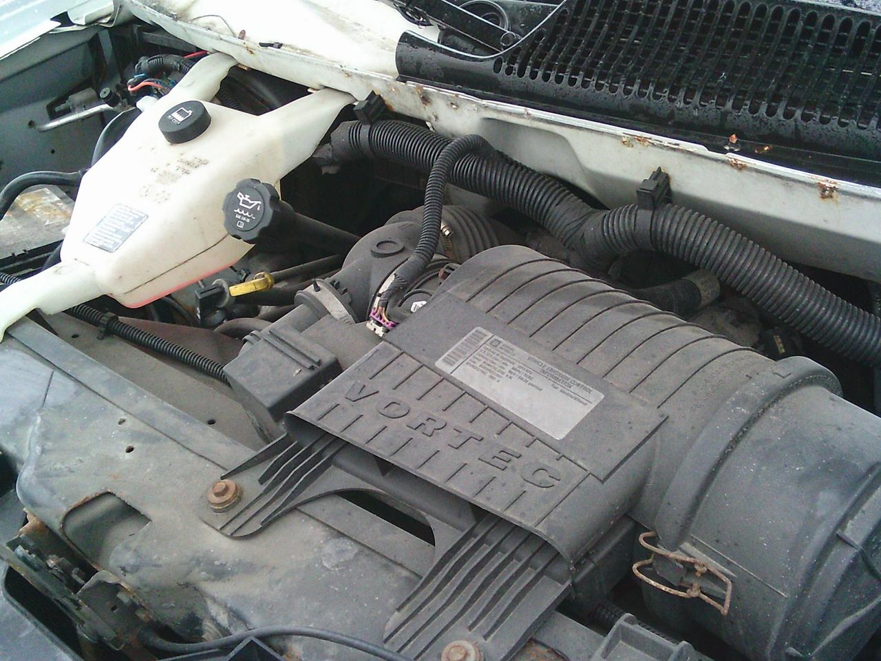 2011 Chevrolet Express RWD 2500 135 Photo