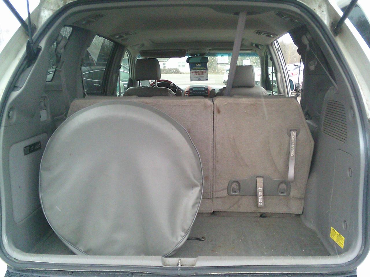 2008 Toyota Sienna wheel chair 5dr XLE Mobility 5 Pass FWD Photo