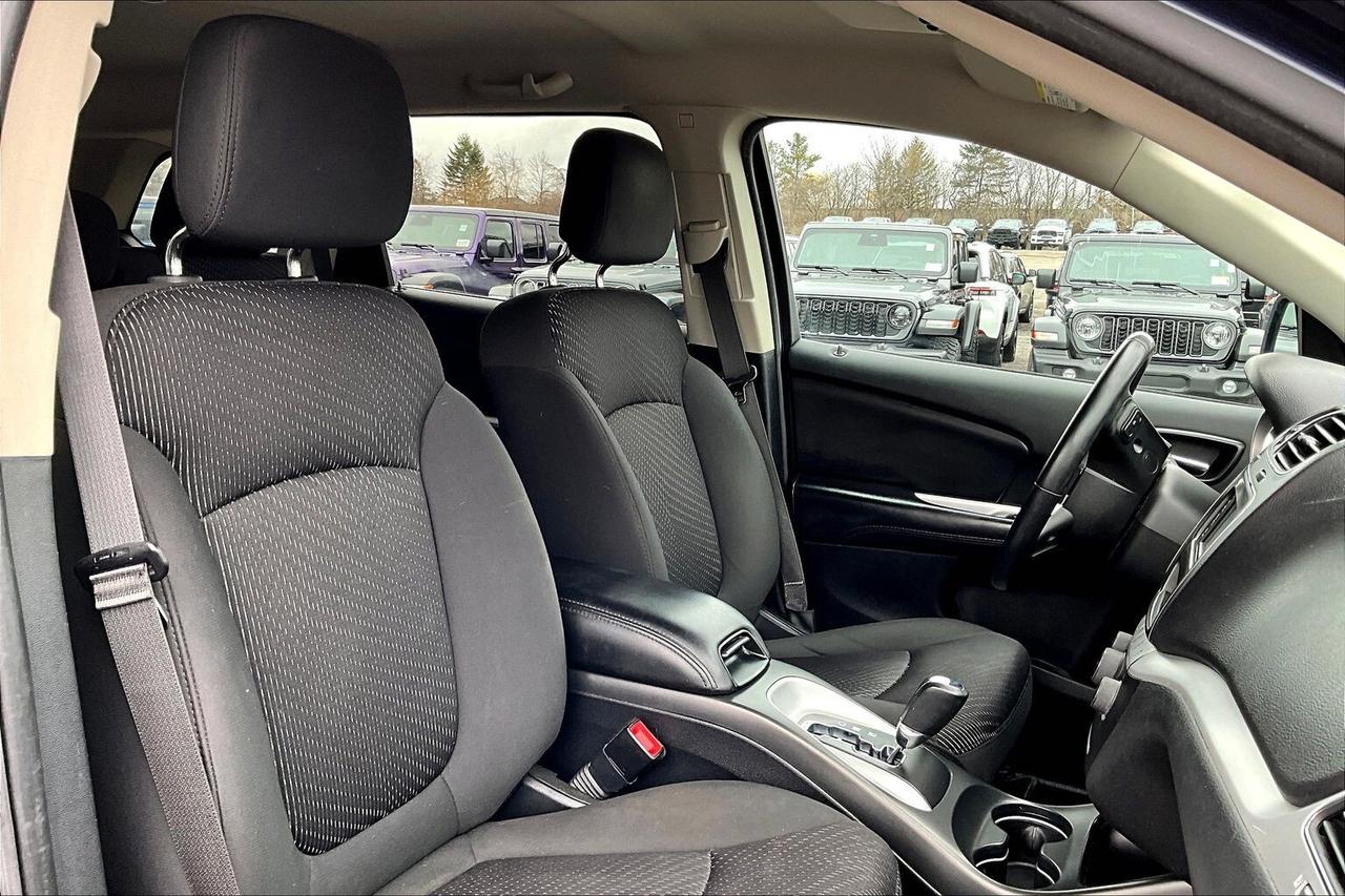 2018 Dodge Journey SE Plus | LOW KM | FWD Photo