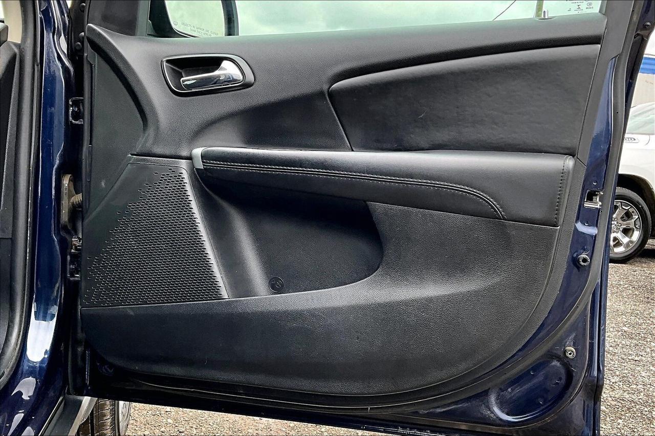 2018 Dodge Journey SE Plus | LOW KM | FWD Photo