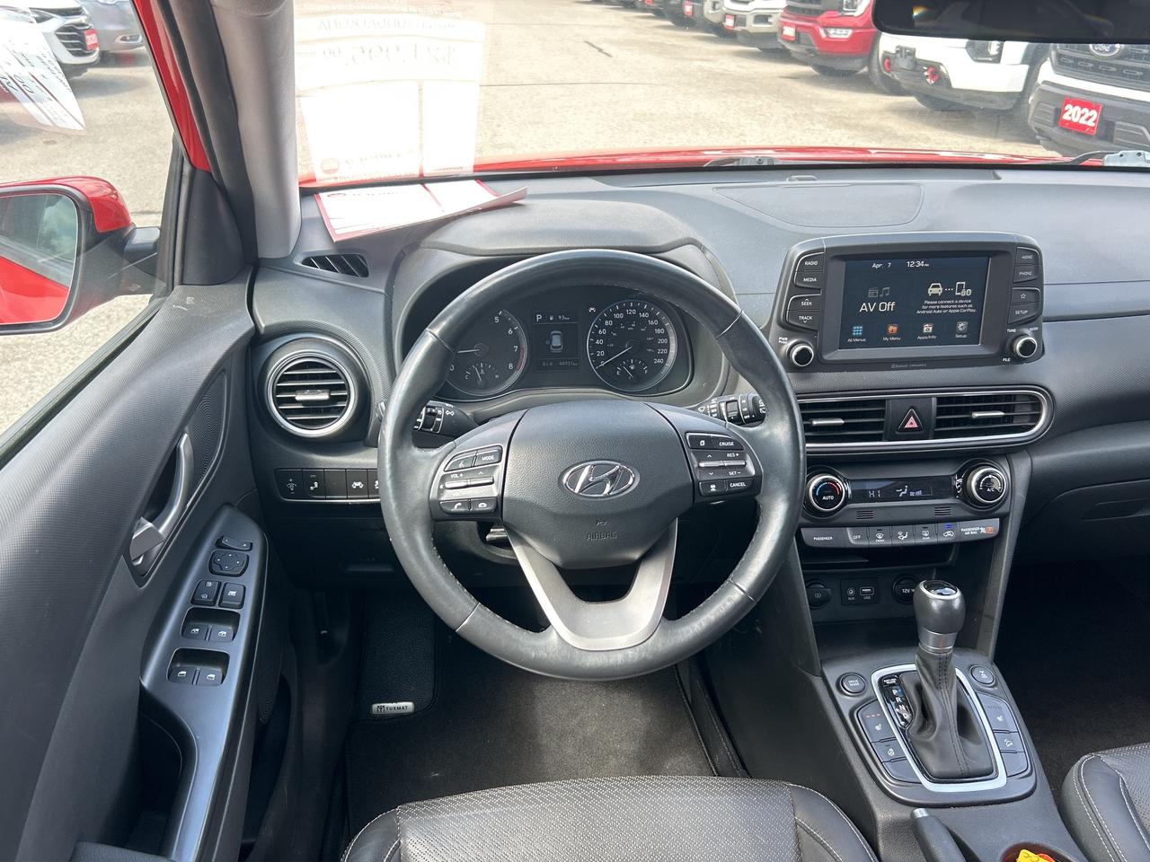 2020 Hyundai KONA LUXURY, CLEAN CARFAX, SUNROOF, LEATHER, BACKUP CAM - Photo #11