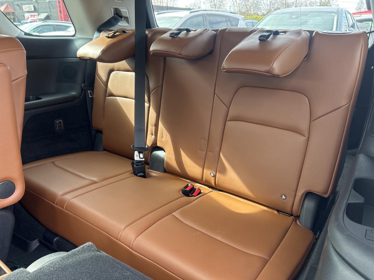 2022 Nissan Pathfinder PLATINUM, AWD, CLEAN CARFAX, 7 PASS, REMOTE START! - Photo #21