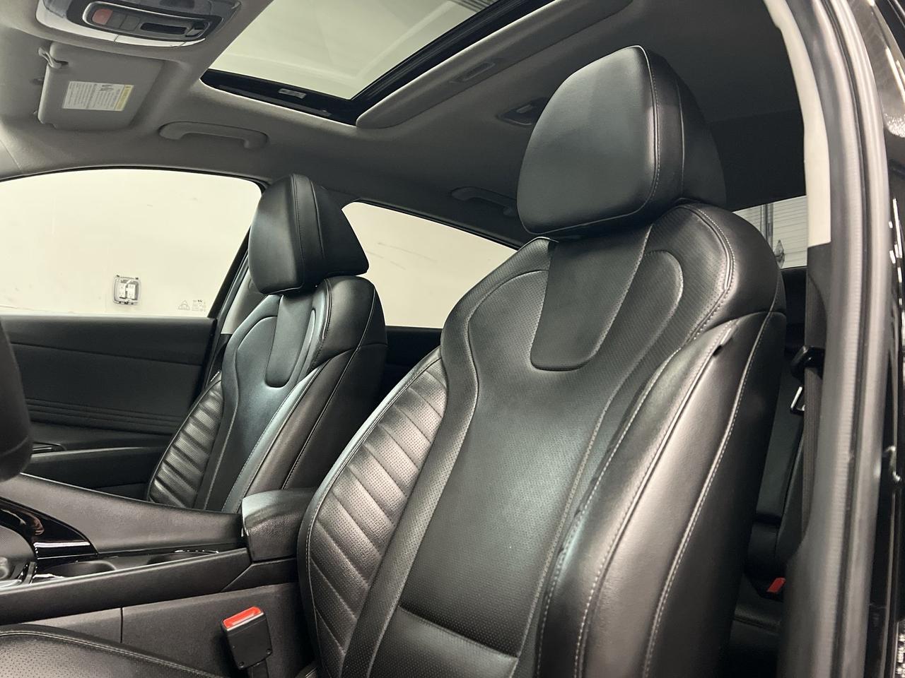 2024 Hyundai Elantra Hybrid LUXURY | HTD LEATHER | SUNROOF | CARPLAY Photo