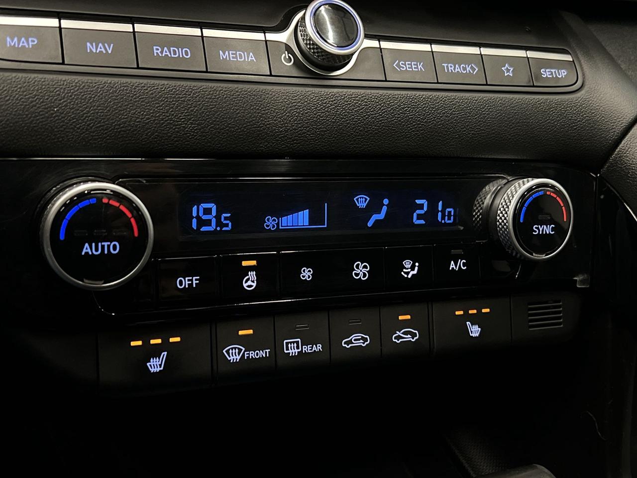 2024 Hyundai Elantra Hybrid LUXURY | HTD LEATHER | SUNROOF | CARPLAY Photo