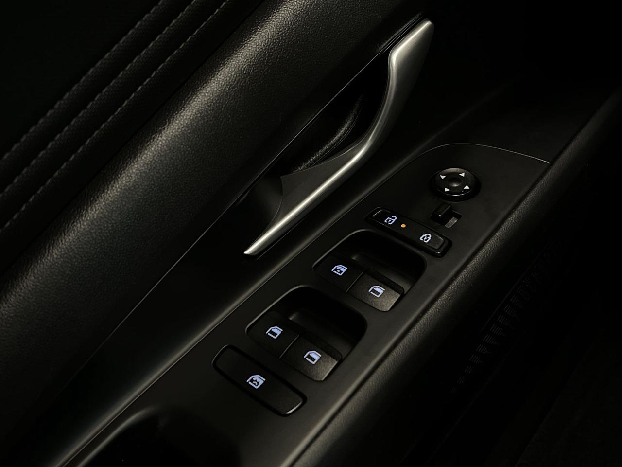 2024 Hyundai Elantra Hybrid LUXURY | HTD LEATHER | SUNROOF | CARPLAY Photo