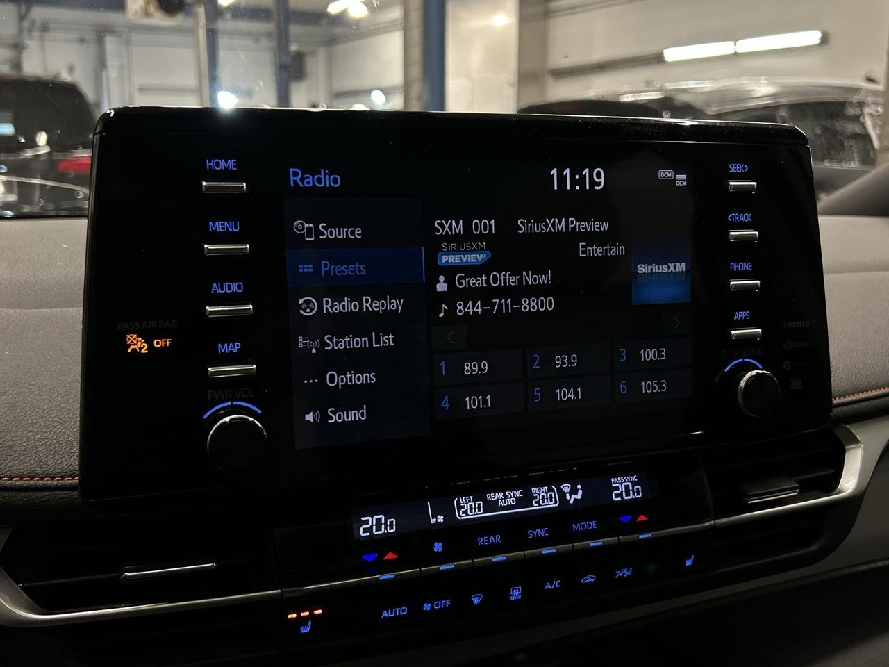 2023 Toyota Sienna XSE PREMIUM HYBRID AWD | 7-PASS |LEATHER | DVD Photo4