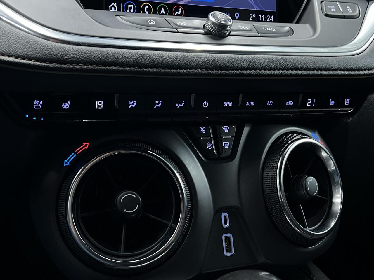 2019 Chevrolet Blazer PREMIER PLUS AWD | 305HP | HTD LEATHER | CARPLAY Photo