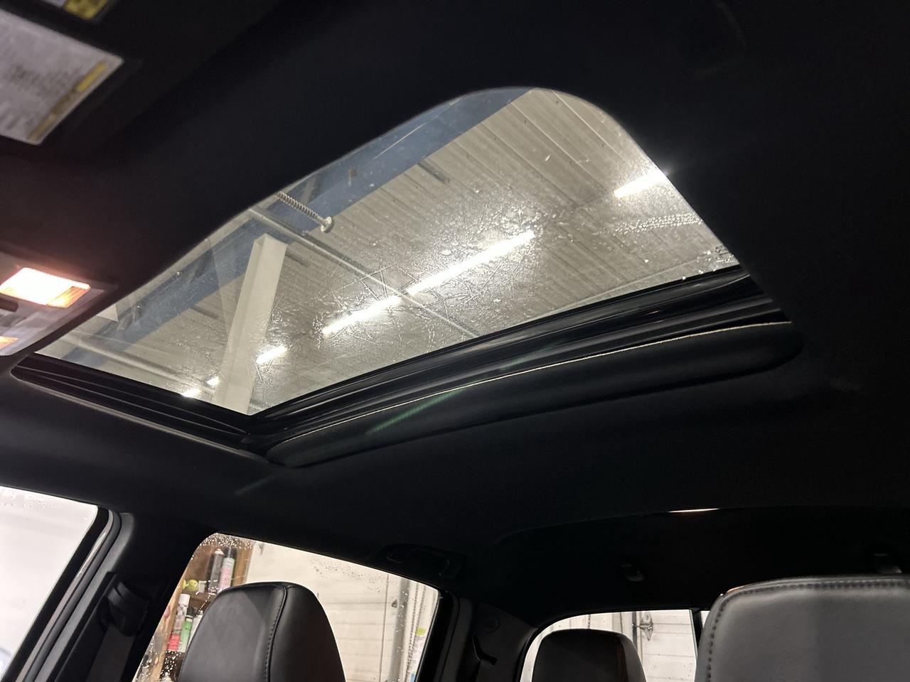 2020 Toyota Tacoma TRD OFF-ROAD 4X4 |DBL CAB | HTD LEATHER | CARPLAY Photo2