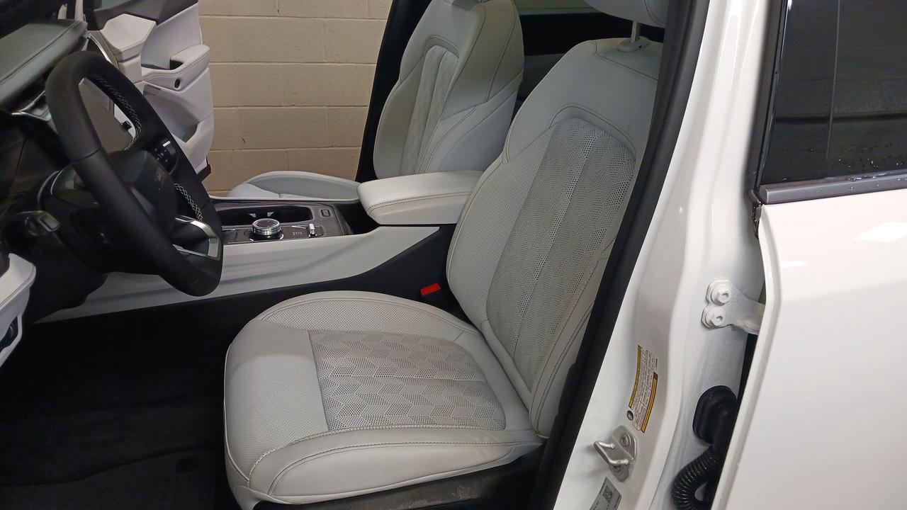 2026 Jeep Cherokee Overland 4x4 Photo