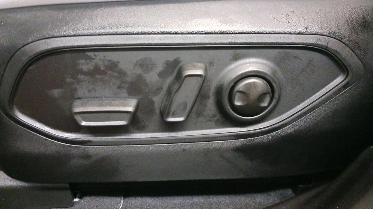 2026 Jeep Cherokee Overland 4x4 Photo