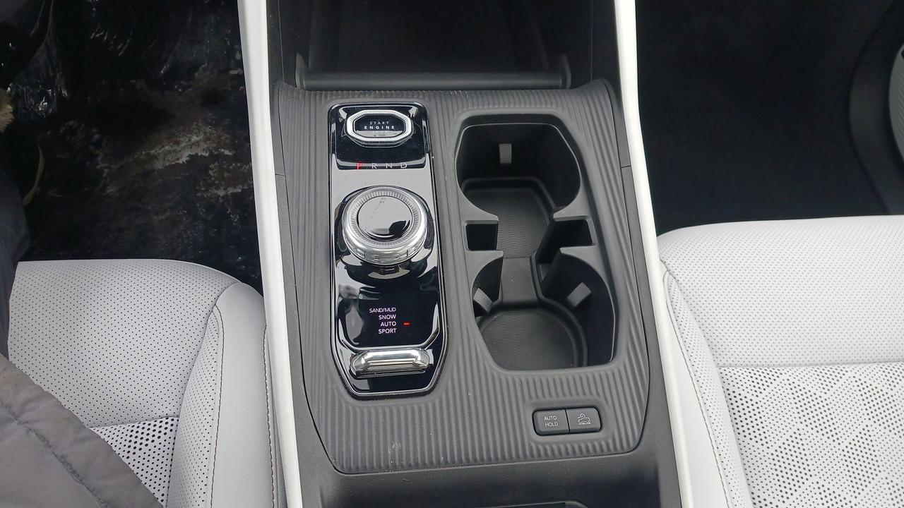 2026 Jeep Cherokee Overland 4x4 Photo