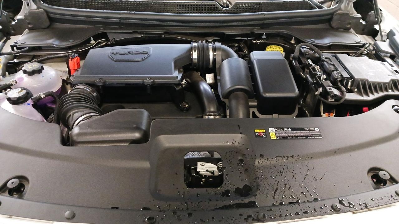 2026 Jeep Cherokee Overland 4x4 Photo