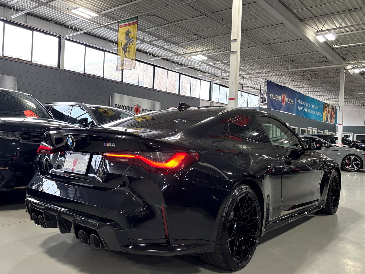 2022 BMW M4 Coupe|MANUAL|CUSTOMTITANIUMINTAKE|CARBONSEATS|HUD| Photo