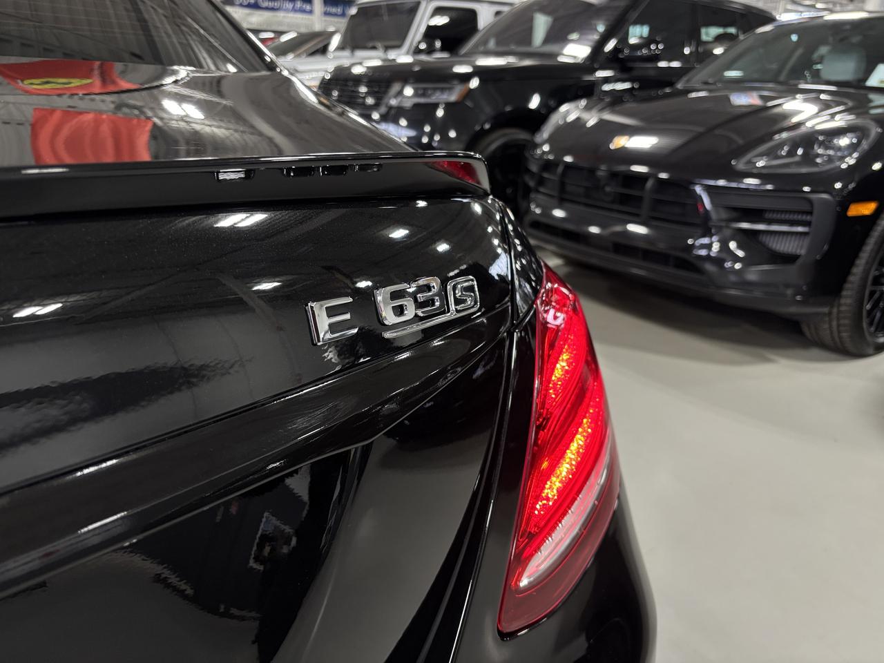2020 Mercedes-Benz E-Class E63 S AMG|V8BITURBO|4MATIC+|NAV|MASSAGE|CARBON|HUD Photo