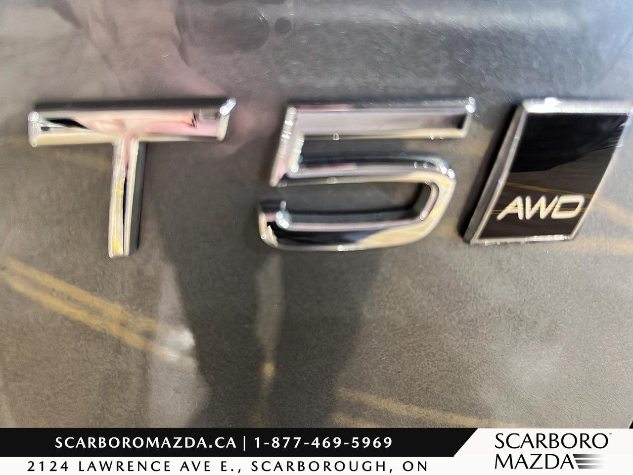 2021 Volvo XC60 Momentum Photo