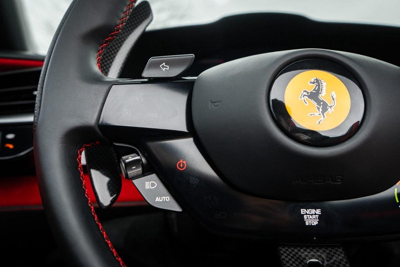 2023 Ferrari SF90 Spider  Photo