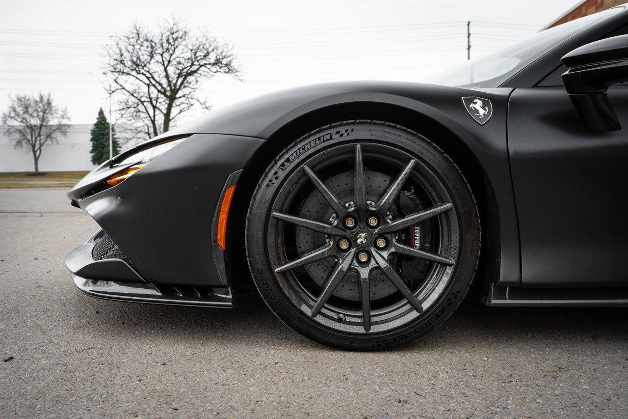 2023 Ferrari SF90 Spider  Photo