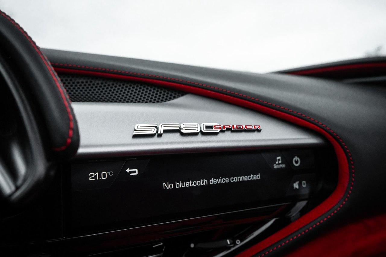 2023 Ferrari SF90 Spider  Photo