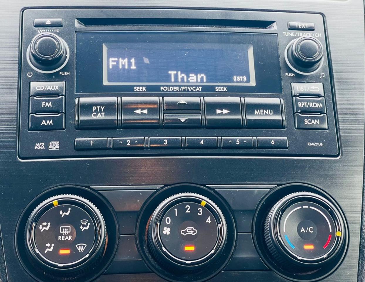 2014 Subaru Impreza 2.0i 4dr All-wheel Drive Sedan CVT Photo