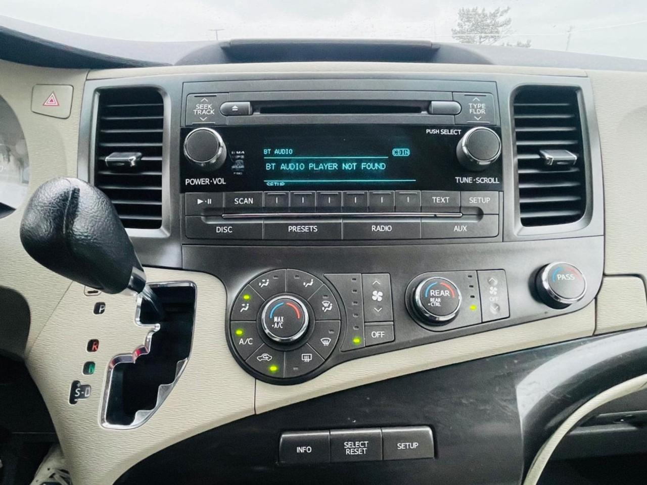 2011 Toyota Sienna LE 4dr Front-wheel Drive Passenger Van Automatic Photo