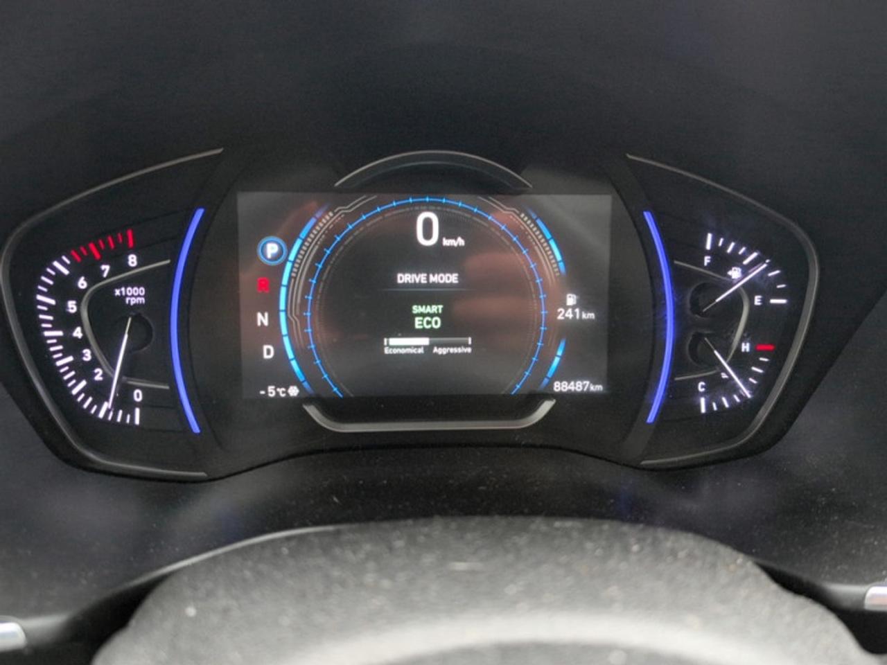 2019 Hyundai Santa Fe 2.0T Luxury AWD  **CLEAN CARFAX** Photo