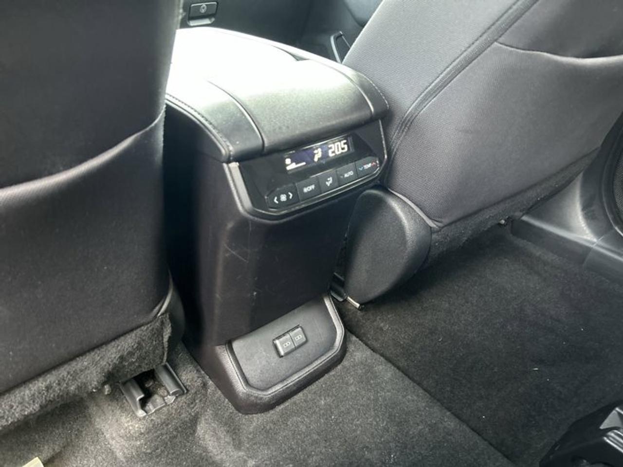 2023 Toyota Highlander LE AWD | No accidents Photo