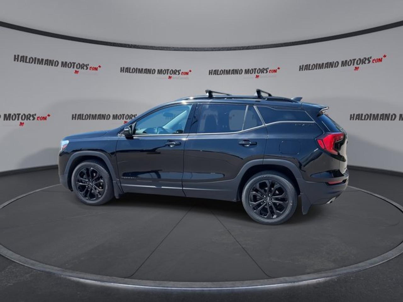 2020 GMC Terrain Elevation | One Owner | No Accidents | Leather Seats | Heated Steering Wheel Photo