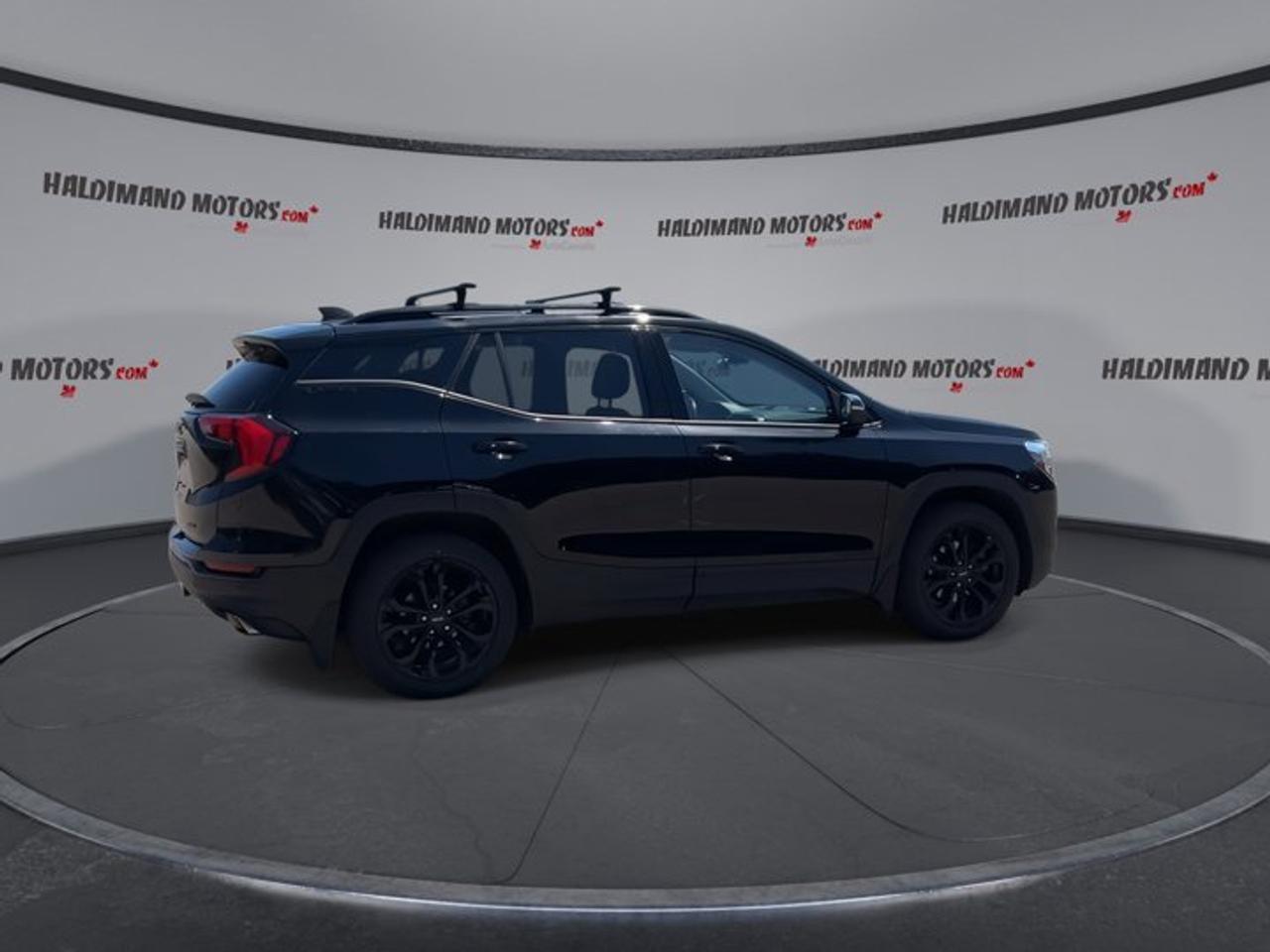 2020 GMC Terrain Elevation | One Owner | No Accidents | Leather Seats | Heated Steering Wheel Photo