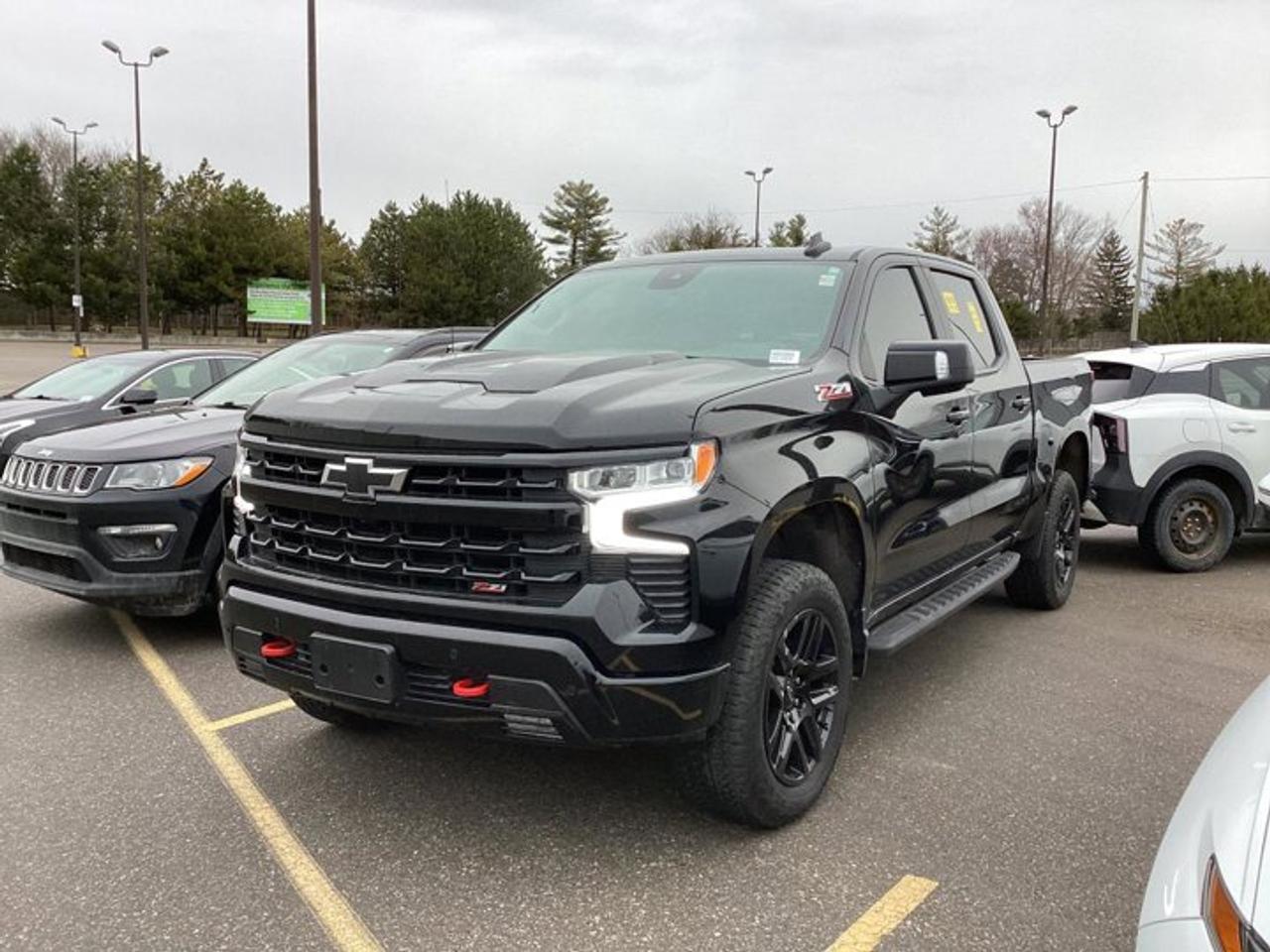2024 Chevrolet Silverado 1500 LT Trail Boss Crew Cab 4WD | Heated Steering Photo1