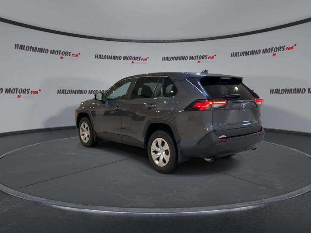 2023 Toyota RAV4 LE AWD Photo