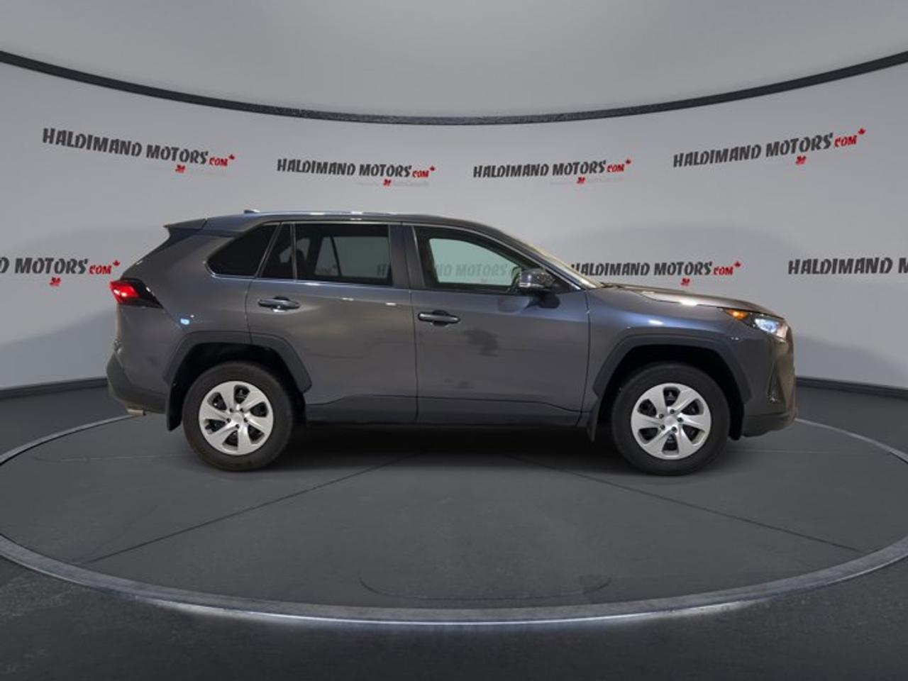 2023 Toyota RAV4 LE AWD Photo