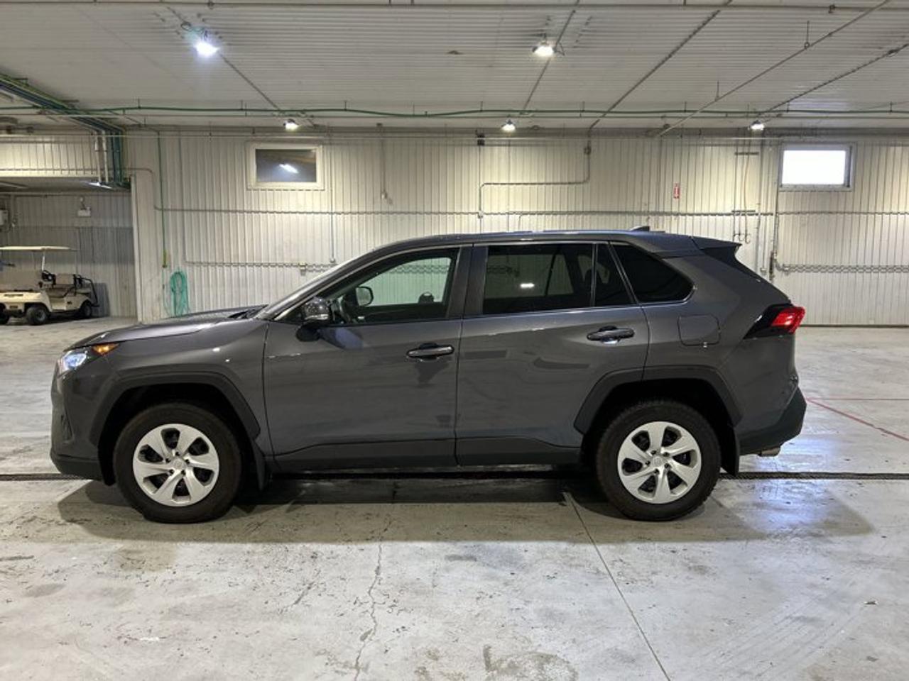 2023 Toyota RAV4 LE AWD Photo