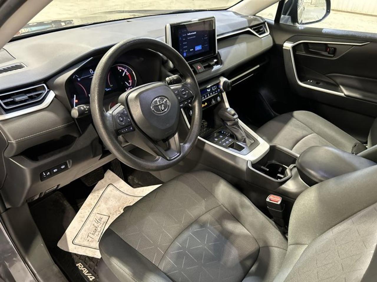 2023 Toyota RAV4 LE AWD Photo