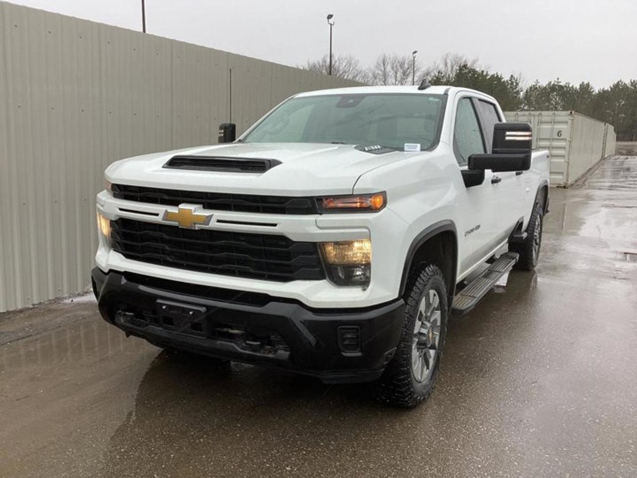 2024 Chevrolet Silverado 2500 HD Custom Crew Cab 4WD| No accidents Photo