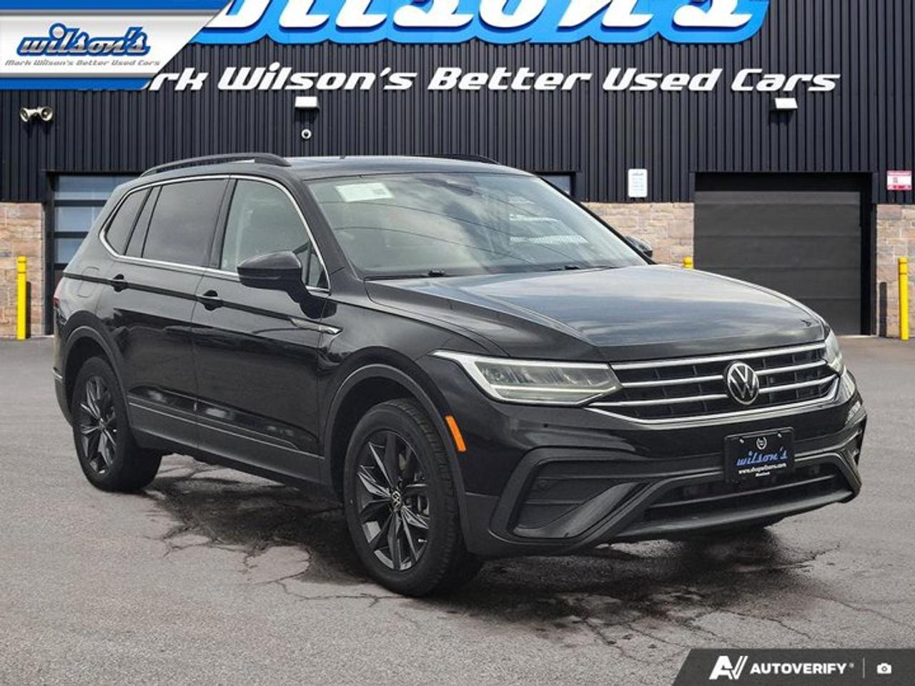 2024 Volkswagen Tiguan Comfortline AWD | Sunroof | Leatherette | Adaptive Cruise | Heated Wheel + Seats | Rear Cam & More ! Photo