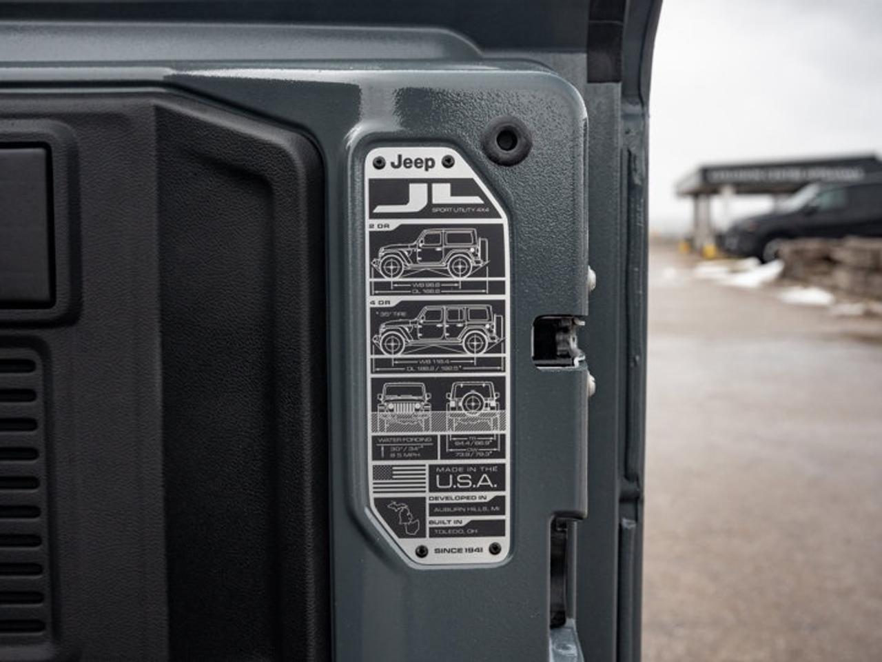 2025 Jeep Wrangler SPORT Photo