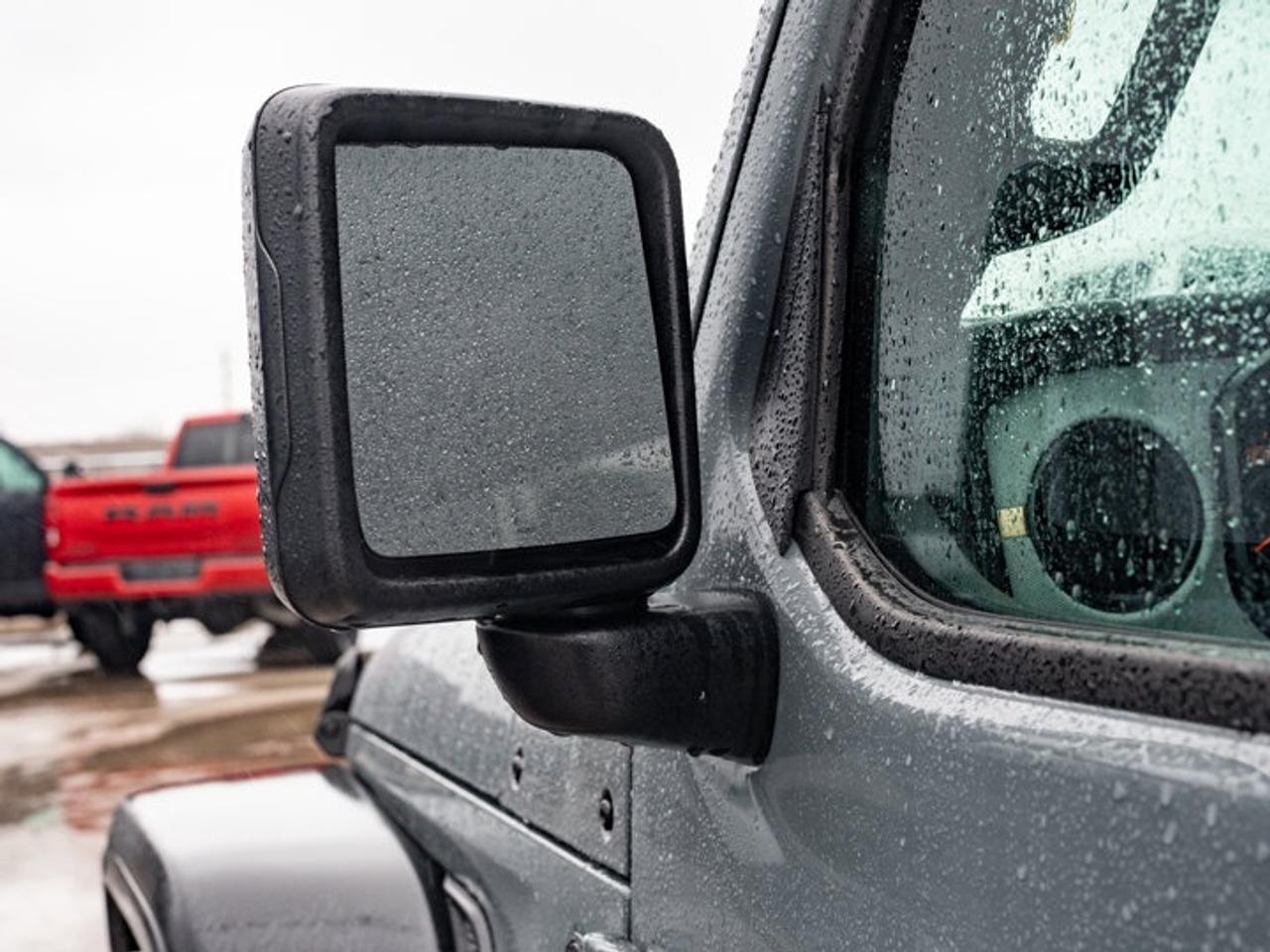 2025 Jeep Wrangler SPORT Photo