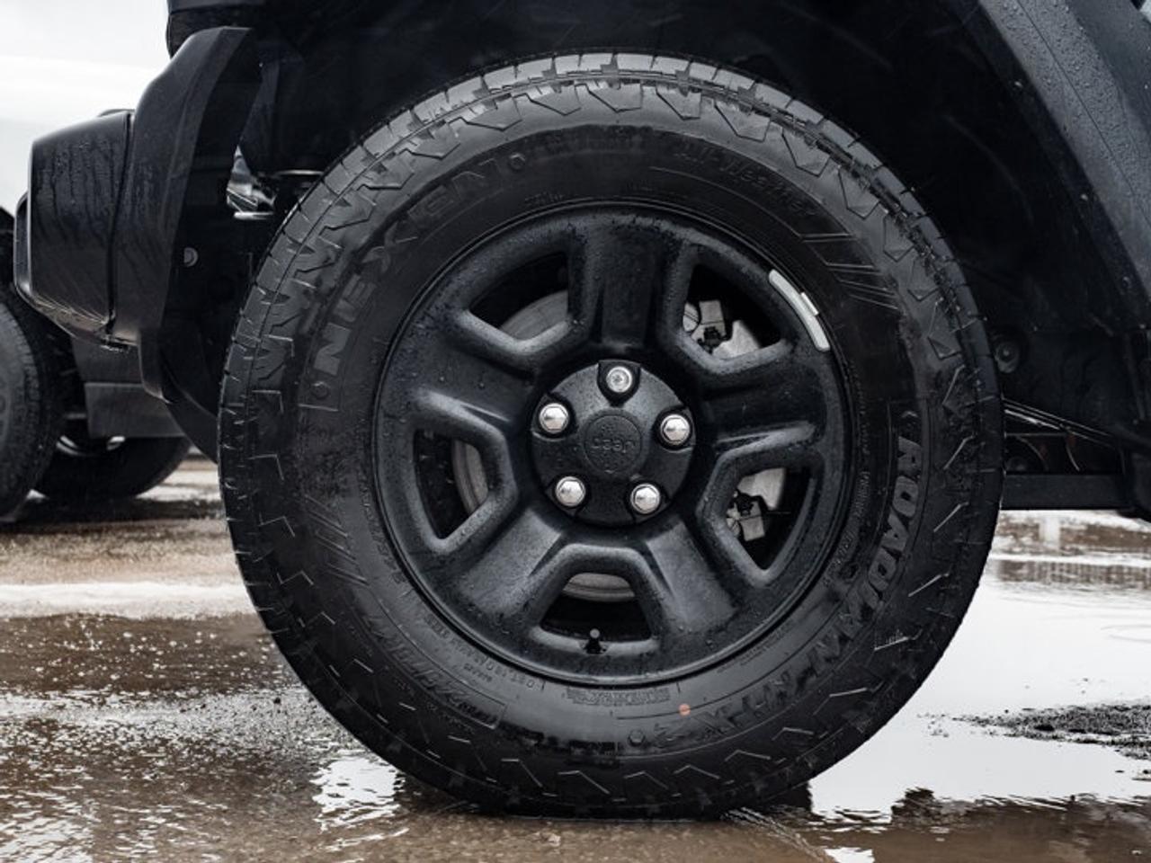 2025 Jeep Wrangler SPORT Photo