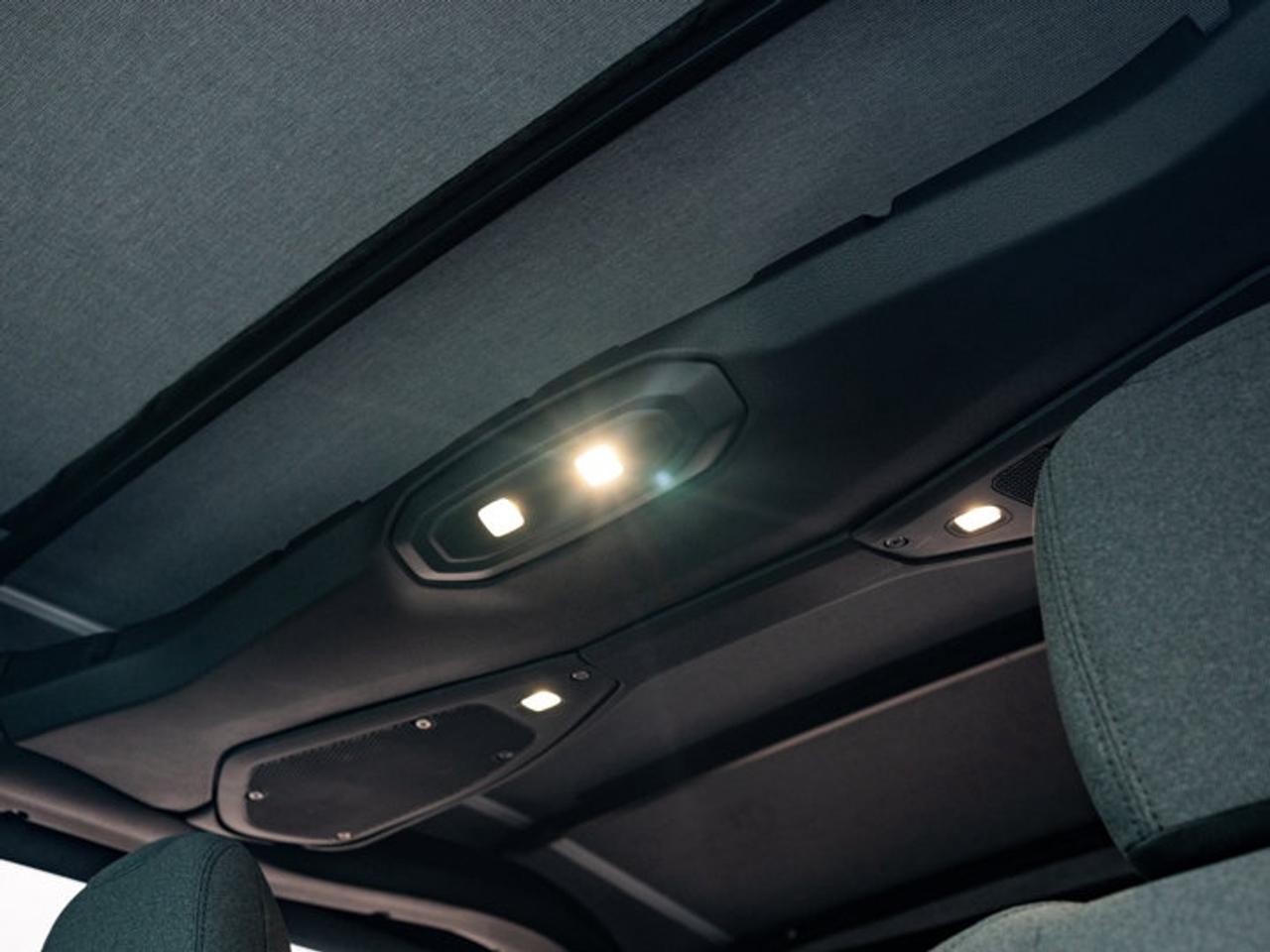 2025 Jeep Wrangler SPORT Photo