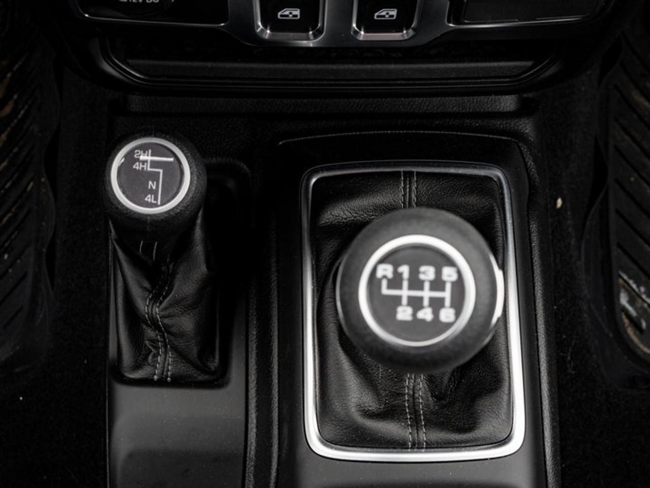 2025 Jeep Wrangler SPORT Photo