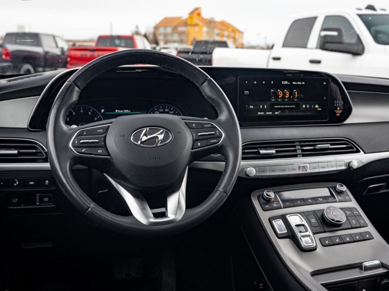 2022 Hyundai PALISADE LUXURY Photo2